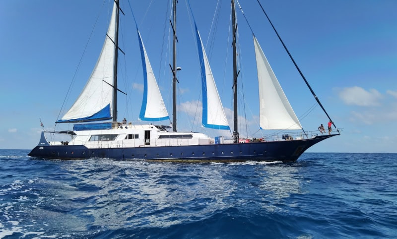 Die Seychellen-Insel La Digue mit dem Fahrrad erkunden 72 SY Sea Star 132