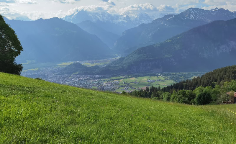 Ein absolutes Highlight - Paragliding-Tandemflug über Interlaken 12 Interlaken 34 Paragliding Startplatz