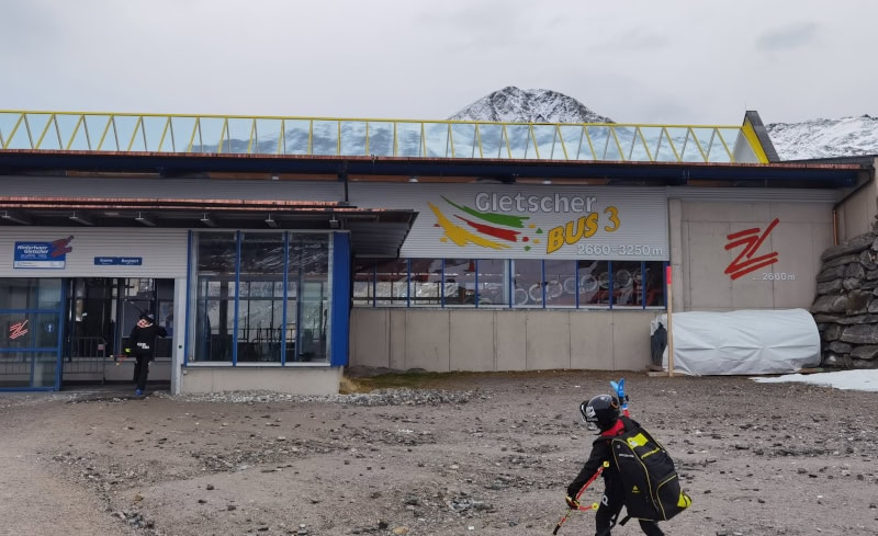 Besonderer Ausflugtipp - den Natur Eis Palast erkunden 3 Hinterduxer Gletscher 20 Gletscherbus