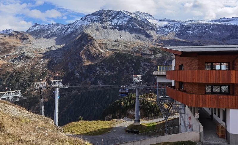 Besonderer Ausflugtipp - den Natur Eis Palast erkunden 67 Hinterduxer Gletscher 40 Mittelstation