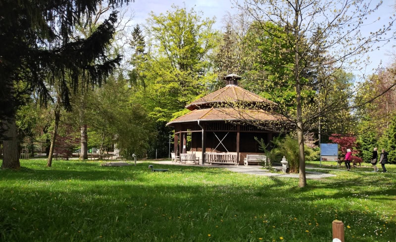 Auf den Spuren von Pfarrer Kneipp in Bad Wörishofen 45 Bad Wörishofen, Kurpark, Gradierwerk
